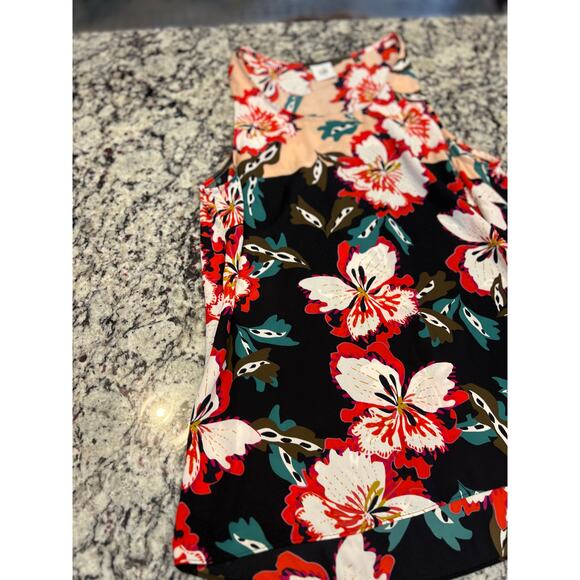 Cabi 5542 hibiscus sleeveless top size M - Picture 4 of 9